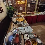 Pearl Hotel, Maadi